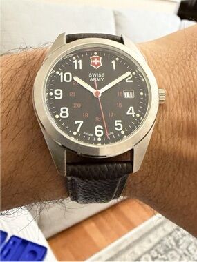 Victorinox Swiss Army Garrison Mil Men's Watch 241083 - 40mm Black Dial Quartz